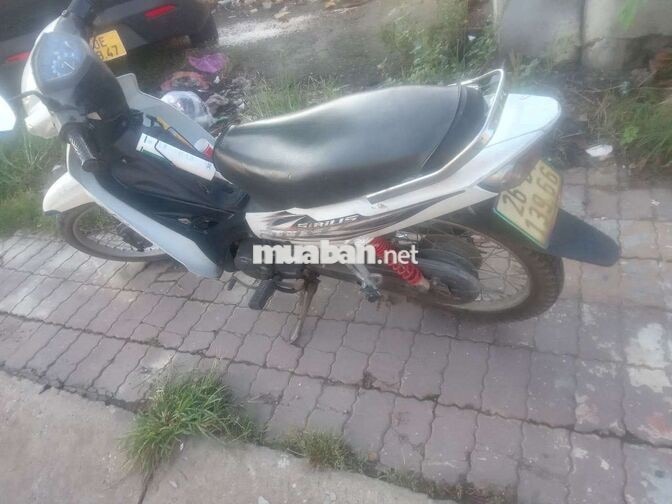 Yamaha Sirius Trắng Xe số