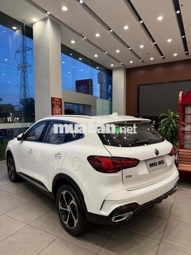 MG HS LUX 2024 Trắng SUV Mới 100%