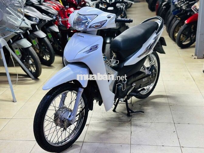 XE MÁY THỊNH PHÁT- WAVE A 110 TRẮNG NGỌC TRINH ZIN