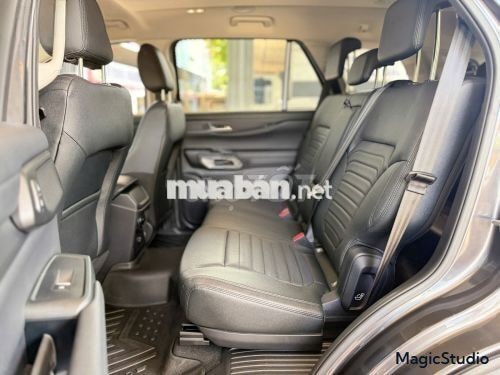Xe Ford Everest Sport 2.0L 4x2 AT 2023