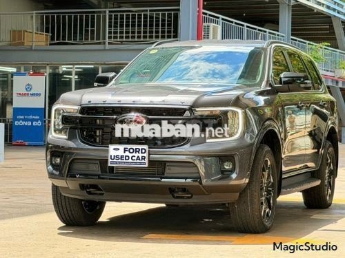 Xe Ford Everest Sport 2.0L 4x2 AT 2023