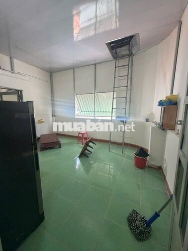 Phòng giá 1 người ở, kg nhận 3tr/tháng hẻm 331 Lê Hồng Phong, Quận 10.