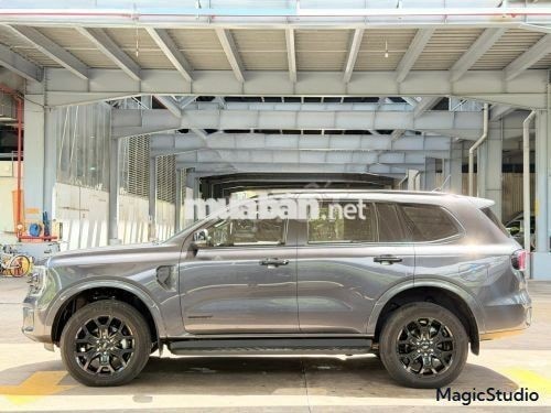 Xe Ford Everest Sport 2.0L 4x2 AT 2023