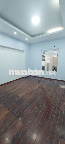 CHO THUÊ NHÀ MỚI 100% HẺM XE HƠI TRÁNH NGUYỄN THỊ THẬP Q7