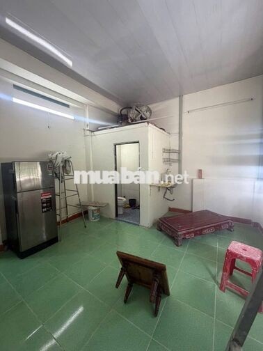 Phòng giá 1 người ở, kg nhận 3tr/tháng hẻm 331 Lê Hồng Phong, Quận 10.