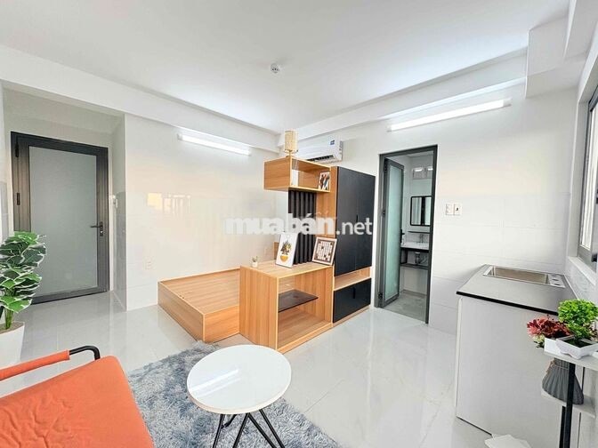 CHO THUÊ PHÒNG BAN CÔNG CỬA SỔ VƯỜN LÀI ĐH NGUYỄN TẤT THÀNH