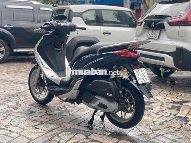 Piaggio Medley 2016 trả trc 9tr8 nhận xe