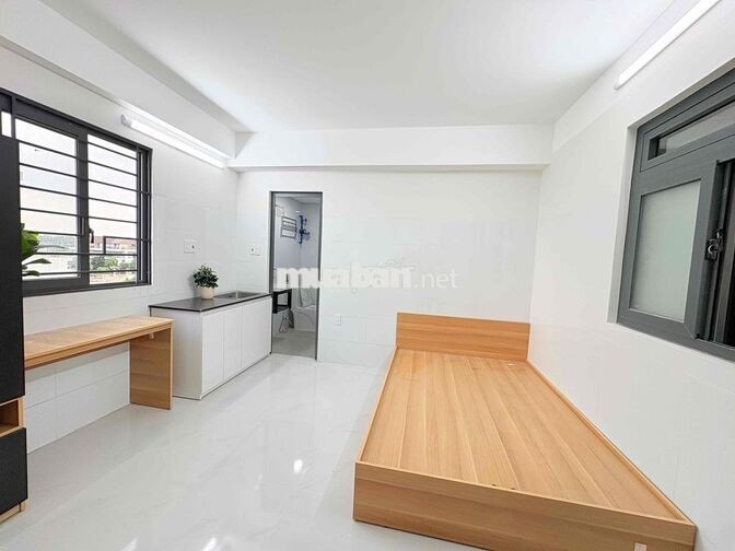 CHO THUÊ PHÒNG BAN CÔNG CỬA SỔ VƯỜN LÀI ĐH NGUYỄN TẤT THÀNH