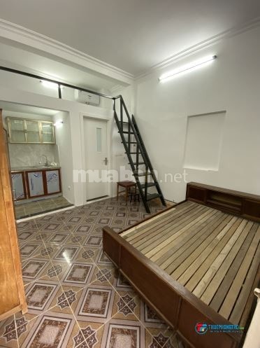 Chính chủ cho thuê lâu dài nhà khép kín trong ngõ 90 Láng Hạ DT 22 m2
