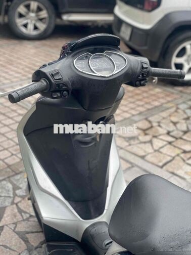 Piaggio Medley 2016 trả trc 9tr8 nhận xe