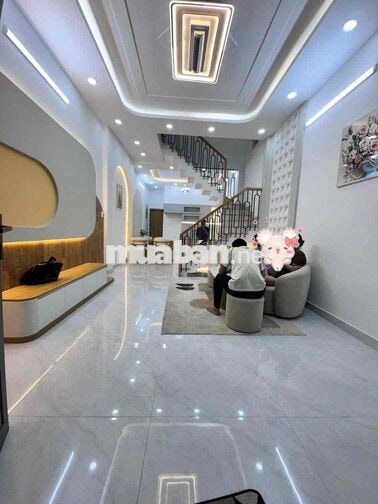 chính chủ cần bán căn nhà 4 m 14 m lầu