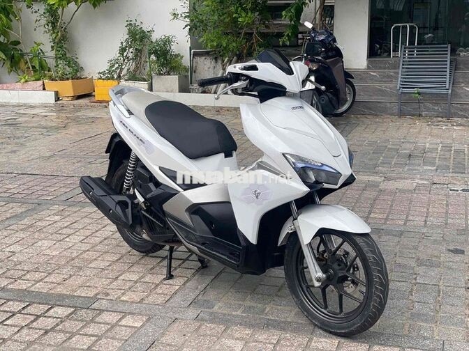 Air Blade 125 2016 zin trả trc 11tr9 nhận xe