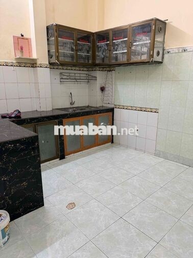 Nhà mặt tiền trệt lầu 4*17; 4pn tiện kinh doanh