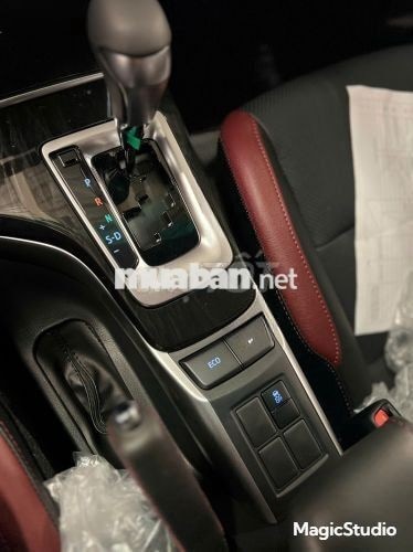 Xe Toyota Fortuner Legender 2.7L 4x2 AT 2026