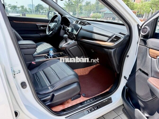 Honda CR-V 1.5L Turbo Sensing 2023 nhỉnh 5 vạn