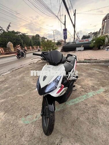 Honda Air Blade Đen trắng