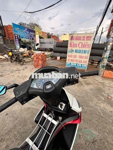 Honda Air Blade Đen trắng