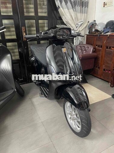 Piaggio Vespa Sprint Đen