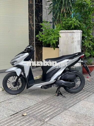 Vario 150cc 2018 26000km bạc poscher, máy zin 100%