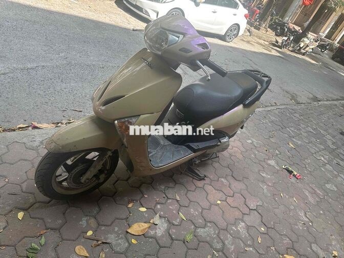 Honda Lead Vàng cát Xe tay ga