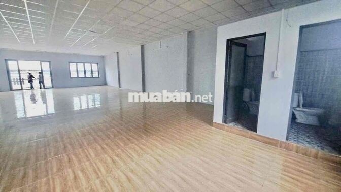 Kho Xưởng 3Pha 8x25m [DTSD 400m2] 1Lầu Đúc. Đường 12m. Lê Văn Quới