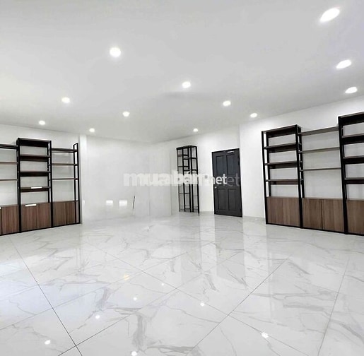SIÊU PHẨM BIỆT THỰ - 58C Thành Thái , P.12, Q.10 - Có Hầm, DTSD 600m2