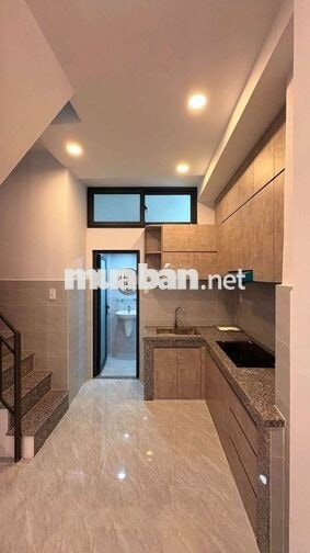 18TR CĂN MẶT TIỀN 3×14M, 2PN TRẦN KHẮC CHÂN