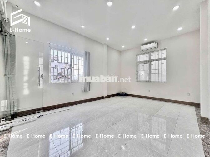 STUDIO CỬA SỔ TRỜI TẠI HOÀNG HOA THÁM , TÂN BÌNH 