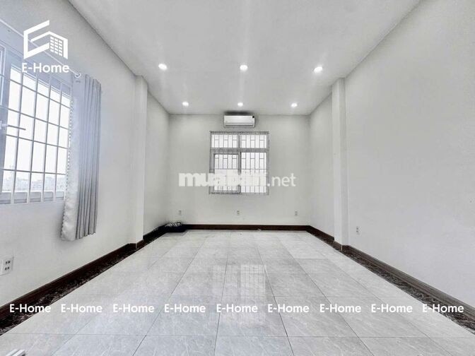 STUDIO CỬA SỔ TRỜI TẠI HOÀNG HOA THÁM , TÂN BÌNH 