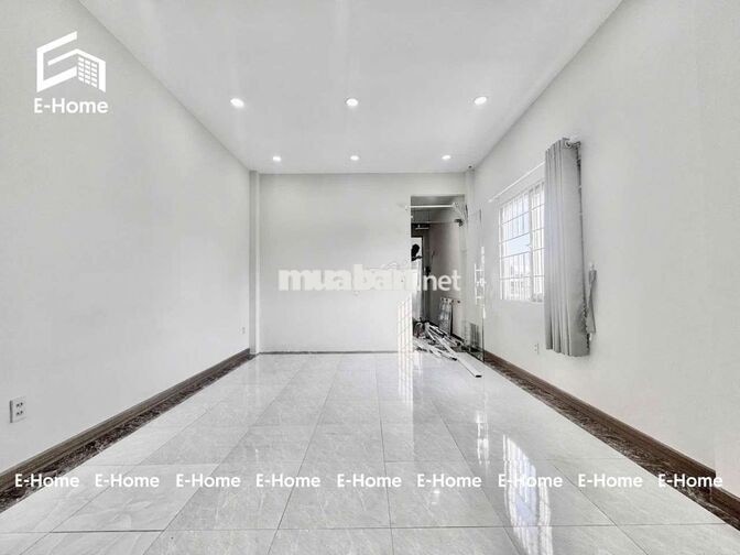 STUDIO CỬA SỔ TRỜI TẠI HOÀNG HOA THÁM , TÂN BÌNH 