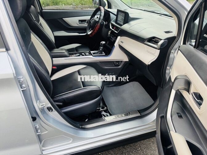 Toyota Veloz Cross 2022 Bạc Nhập khẩu