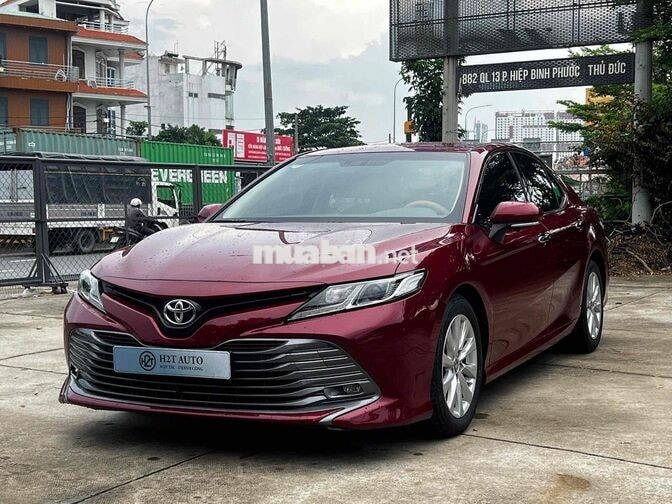 Toyota Camry 2.0G 2020 Đỏ Tự động