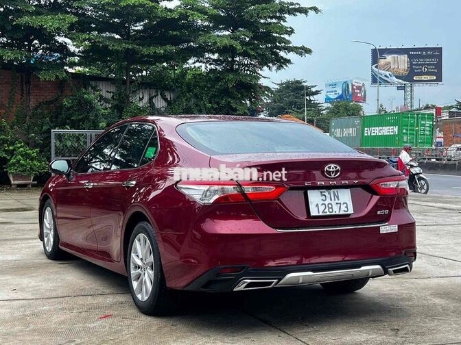 Toyota Camry 2.0G 2020 Đỏ Tự động