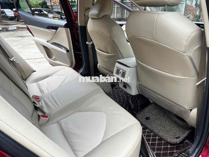 Toyota Camry 2.0G 2020 Đỏ Tự động