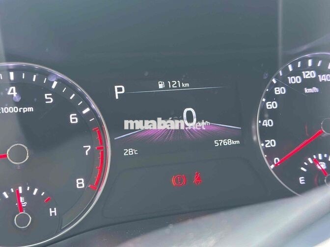Kia K3 Premium 2024 Trắng 5.000km