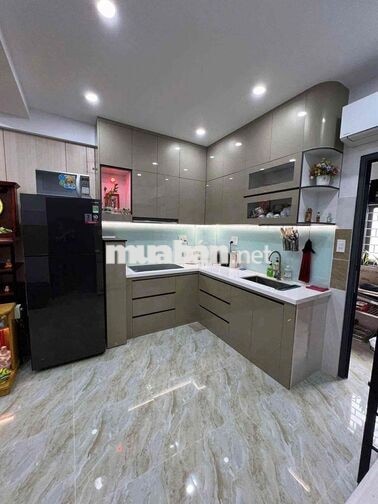 BÁN CĂN HỘ 62 BÀ HOM – QUẬN 6 - DT 60M2 - 2PN - 2WC - GIẾNG TRỜI THOÁN