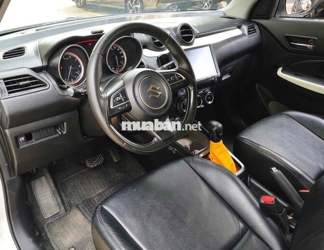 Suzuki Swift 2019 Trắng 50.000 km