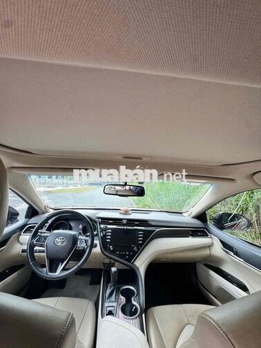 Toyota Camry 2020 2.5Q - 159000 km