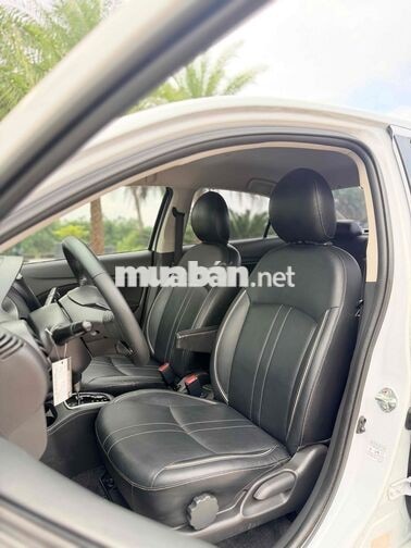 Mitsubishi Attrage 1.2 CVT 2020 Trắng 68.000 km
