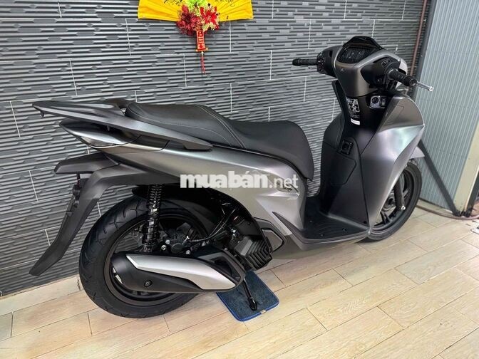 Honda SH160 ABS 2026 Xám 5.000 km Bstp