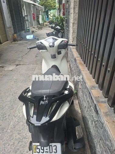 Honda SH 150i ABS 2021 Trắng 8000 km