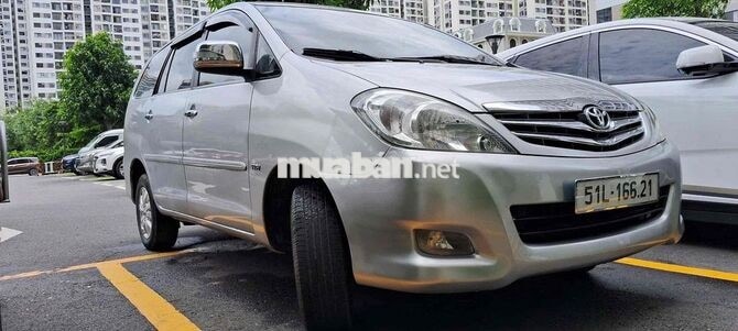Toyota Innova V 2009 2.0 AT Bạc 7 chỗ