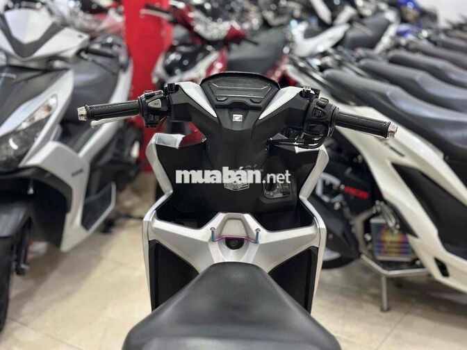 Honda Vario 150 2020 Trắng Đen Sport.Chich chủ