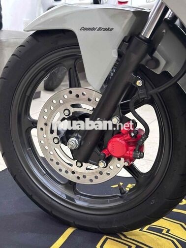 Honda Air Blade 4val 2025 Xám Đỏ.Bản Đặc Biệt.