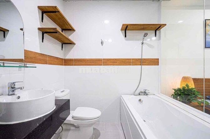 Căn hộ 1 phòng ngủ full nội thất Ký Con quận 1 gần cầu calmette