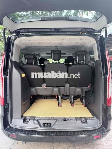 Tourneo Titanium 2019 chất xe nguyên bản