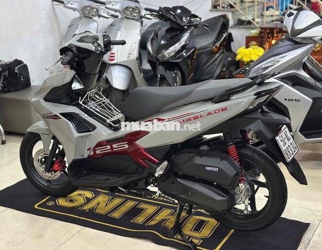 Honda Air Blade 4val 2025 Xám Đỏ.Bản Đặc Biệt.