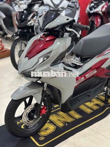 Honda Air Blade 4val 2025 Xám Đỏ.Bản Đặc Biệt.