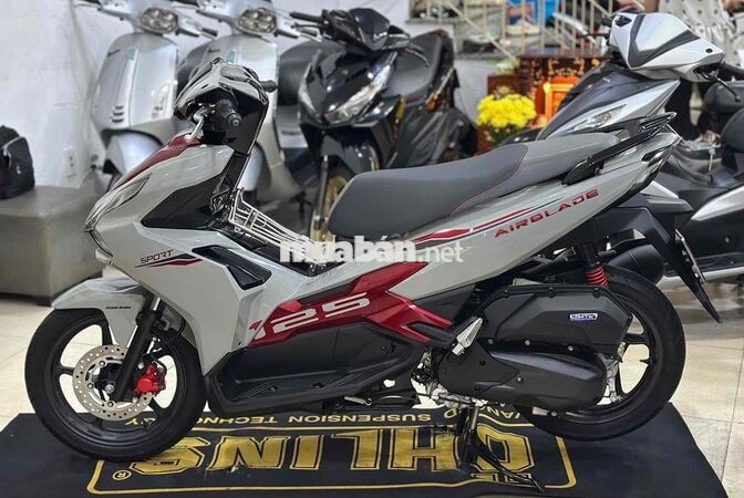 Honda Air Blade 4val 2025 Xám Đỏ.Bản Đặc Biệt.
