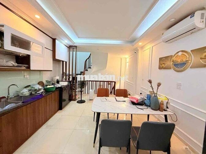NHÀ PHÂN LÔ LẠC LONG QUÂN - 6 Tầng - 9.9 tỷ
